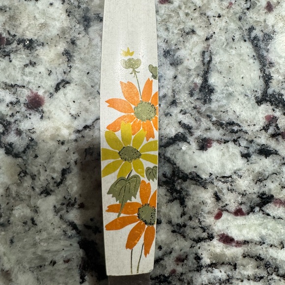 Vintage Ekco Country Garden Daisy Spoon - Picture 3 of 4